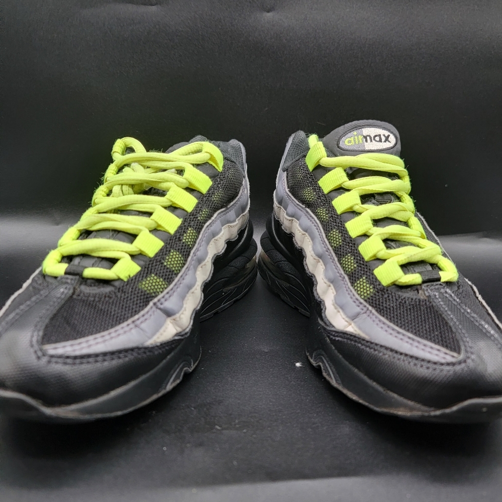 Air Max - Picture 5 of 6